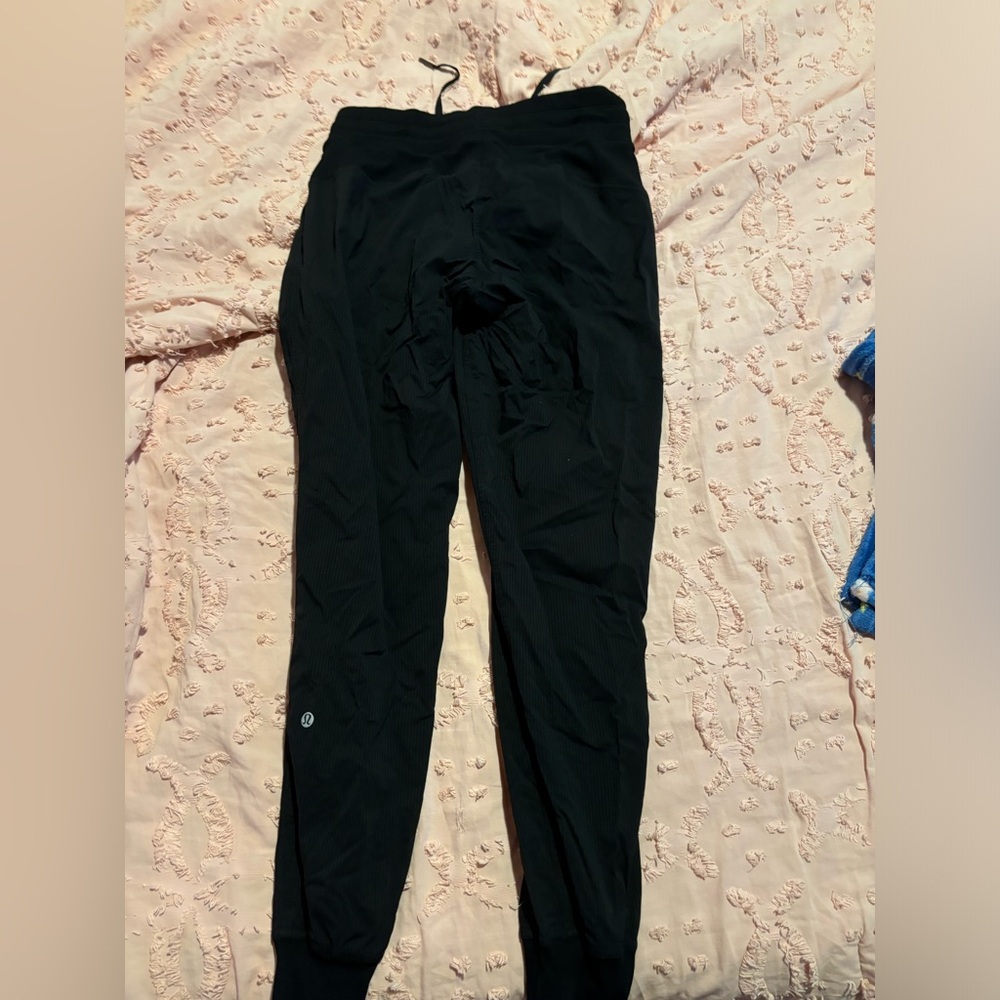 LULULEMON DANCE STUDIO MID RISE JOGGER FULL LENGTH SIZE 6